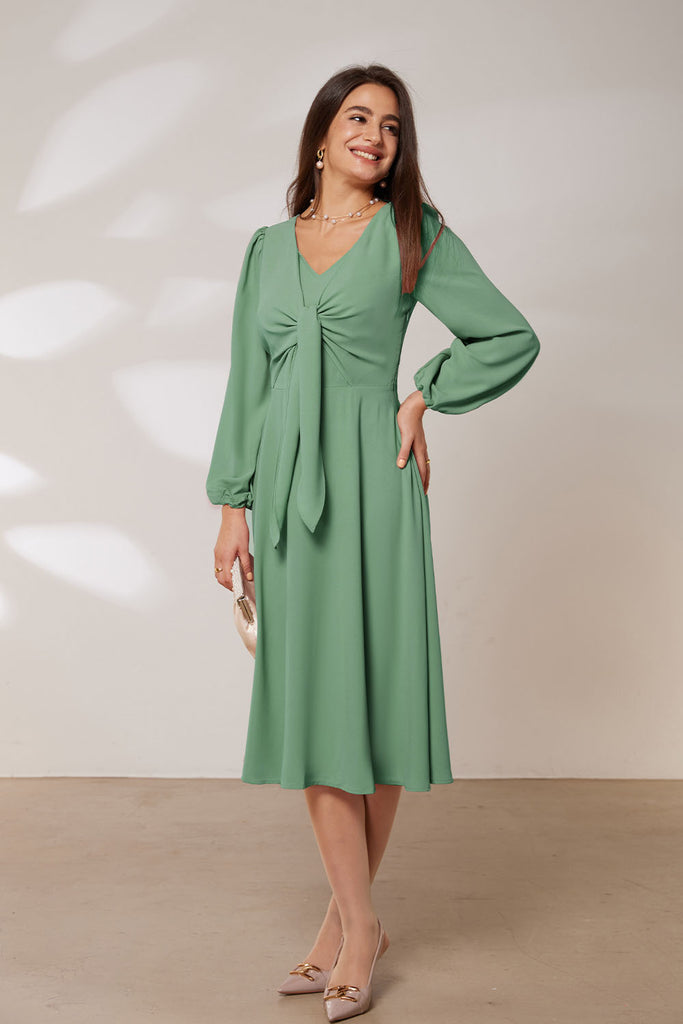 GRACE KARIN Bow-Knot Decorated Long Sleeve Elastic Waist Midi DressPlease check the measurements below and choose the right size. Size(cm) US UK DE Recommended Body size Garment Measurement Bust Waist Back Length Sleeve Length S 4~6 8~10 34~36 85~90 68~73