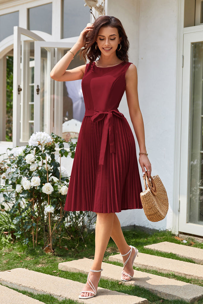 GRACE KARIN Pleated Sleeveless Crew Neck Belt Decorated DressPlease check the measurements below and choose the right size. Size US UK DE Unit Recommended Body size Garment Bust Waist Length S 4~6 8~10 34~36 cm 86.5~89 70~72.5 100.0 inch 34~35 27.5~28.5 3