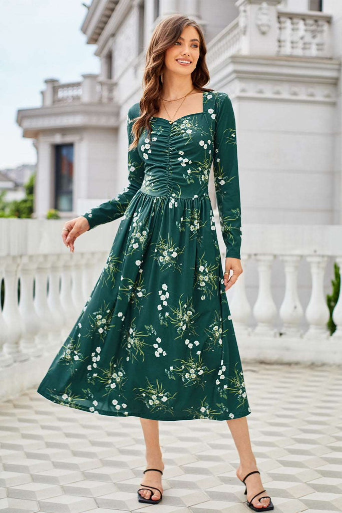 GK Women Ruched Maxi Dress Casual Long Sleeve Square V-Neck Flared A-Line Dress GK Women Ruched Maxi Dress Casual Long Sleeve Square V-Neck Flared A-Line Dress